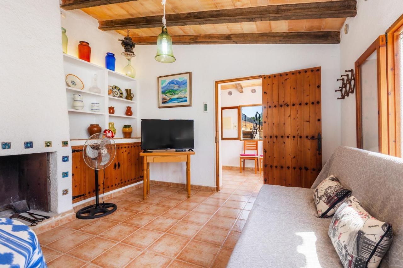 Villa Sa Casa Des Pintor Miquel Vives 213 à Cala Bona  Extérieur photo