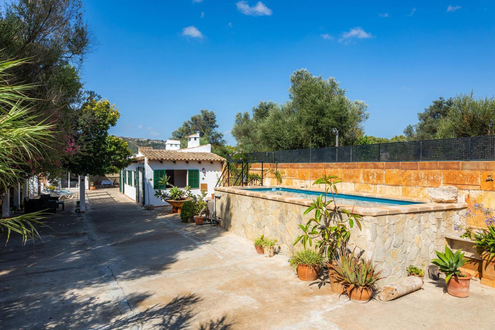 Villa Sa Casa Des Pintor Miquel Vives 213 à Cala Bona  Extérieur photo